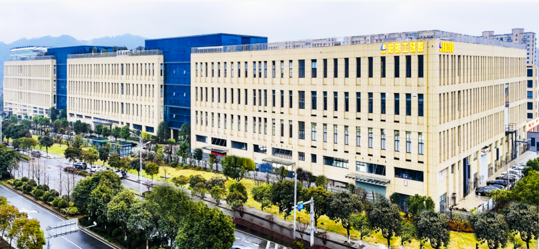 （上图）宁波市半导体材料及核心装备概念验证中心场地。宁波阳明工业技术研究院供图