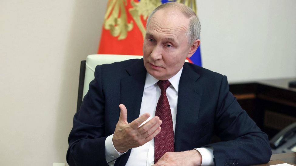 中国顶住美国压力，普京万没料到，莫迪跪得这么快，俄石油被放弃