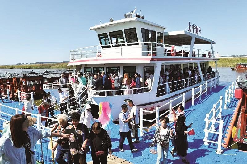农安县建设的太平池旅游度假区正成为市民旅游好去处。