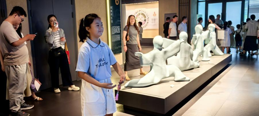 沧州中西医结合医院：暑期职工子女与中医文化 “双向奔赴”