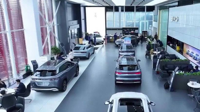 中国汽车销售满意度8年来首次下降，路虎与广汽本田领跑细分市场