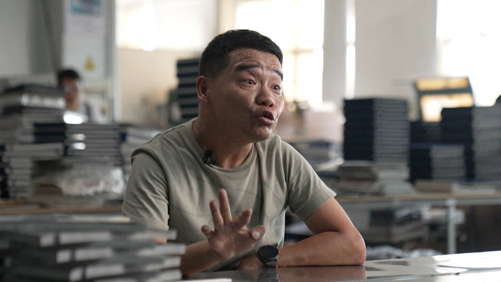 被嫌弃的脑瘫患者用72小时征服摄影师，拿下合作日赚2000