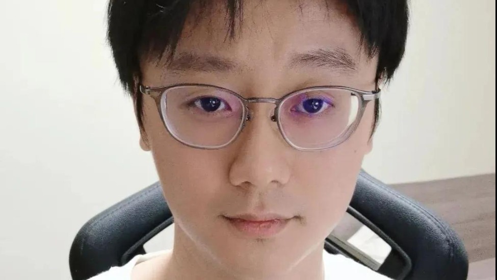 知名博主官宣离婚，热搜爆了！女方发声：两年前已分开，账号永久停更；双方发的长文，很多人一字一句看完落泪了封面图