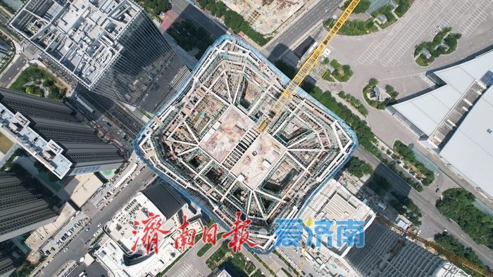 项目强省会｜济南西部“第一高”建设持续推进 幕墙安装进度提速