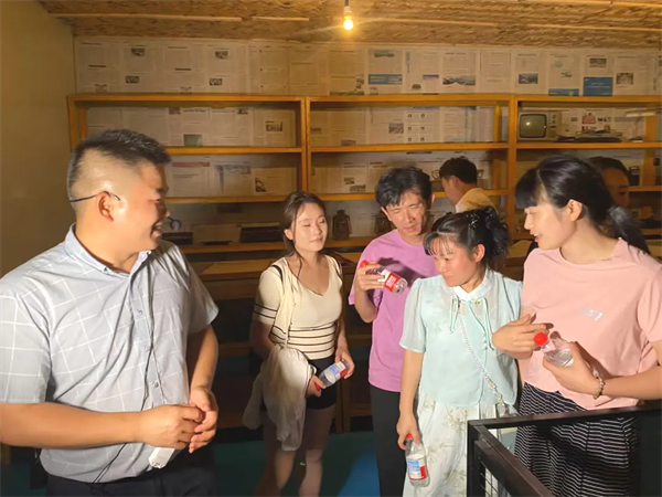 点击查看原始图片