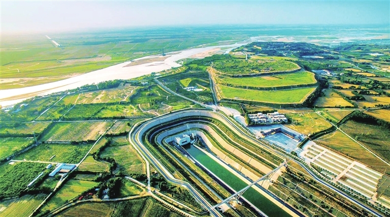 南水北调中线穿黄工程。