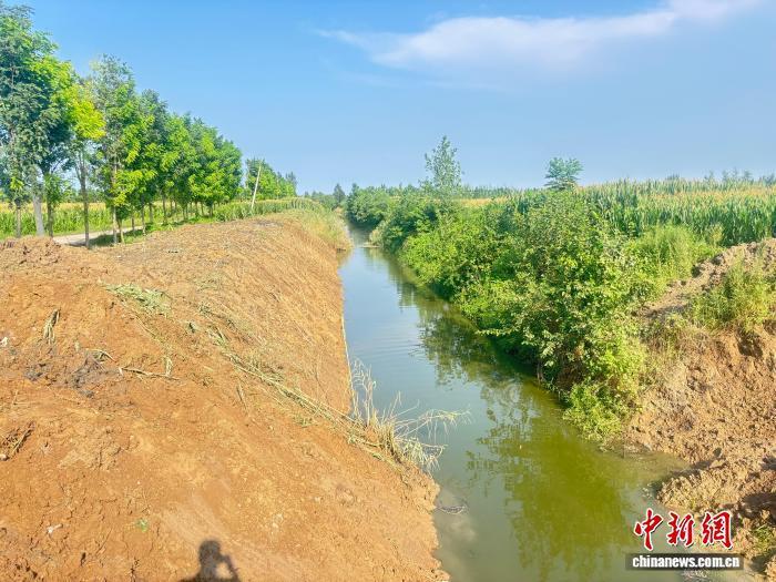 8月14日拍摄的相关水体。中新社记者 赵强 摄