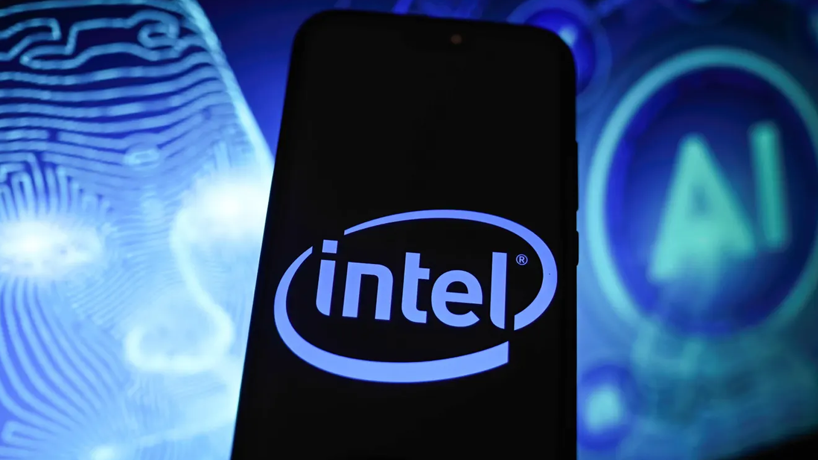 财经热点｜AI布局失误叠加管理层动荡 英特尔这次真的凉了？