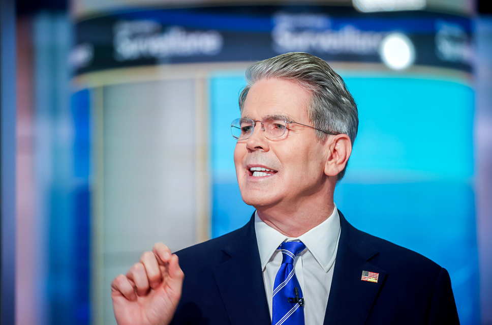 美财长贝森特：美联储9月降息几成定局，甚至有很大可能降息50个基点