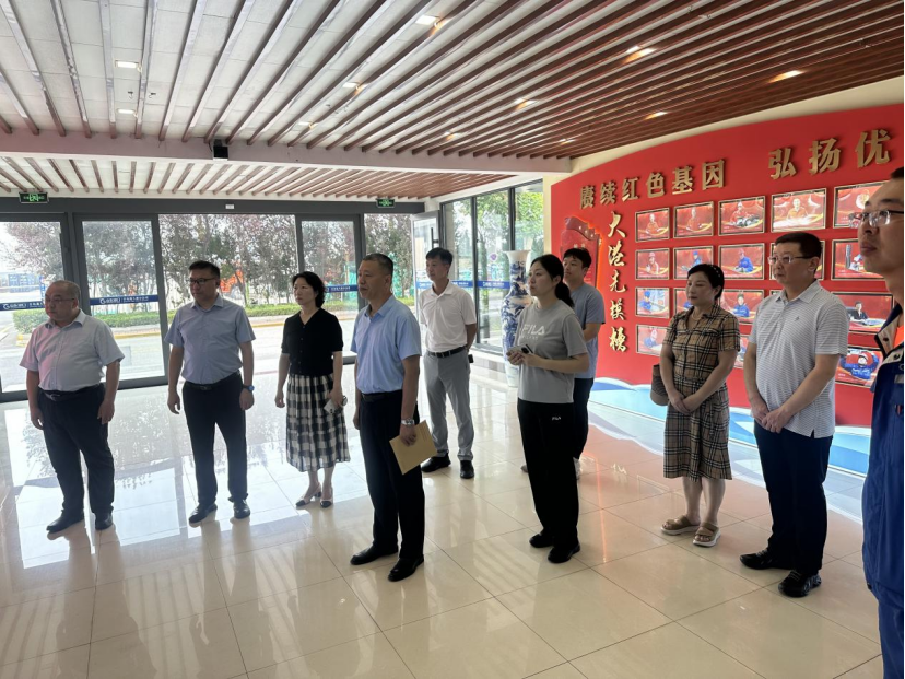 人大动态丨台东街道人大工委组织代表赴大港港区考察 “党建引领+高端制造”成为港口经济发展双引擎