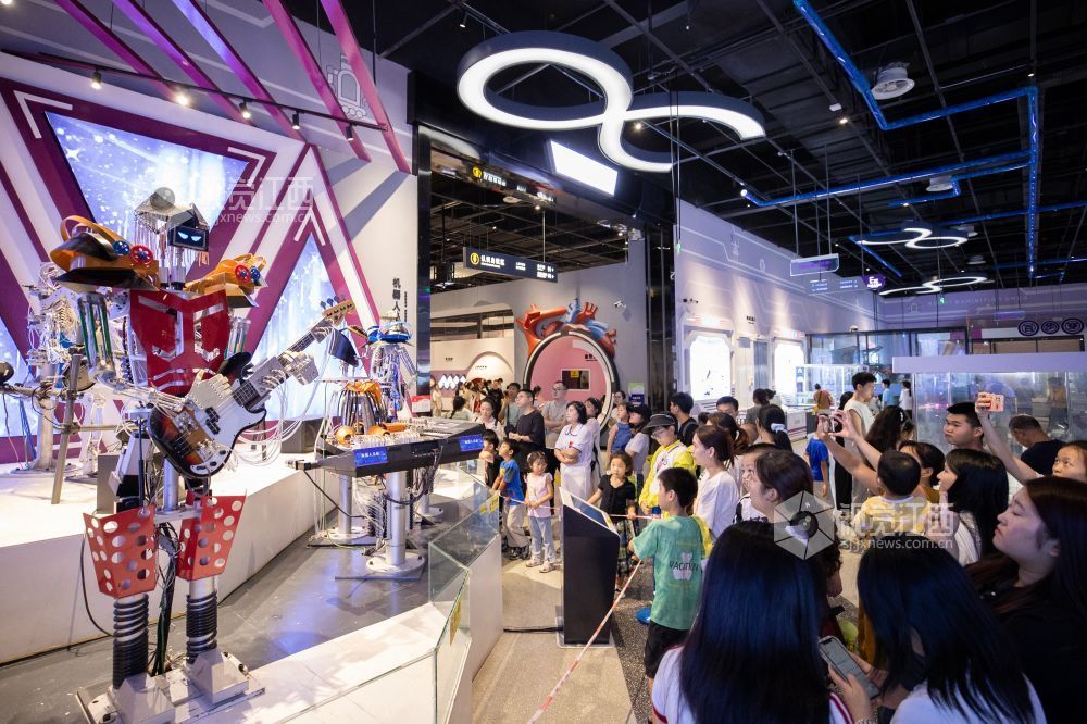 多彩暑假（图）