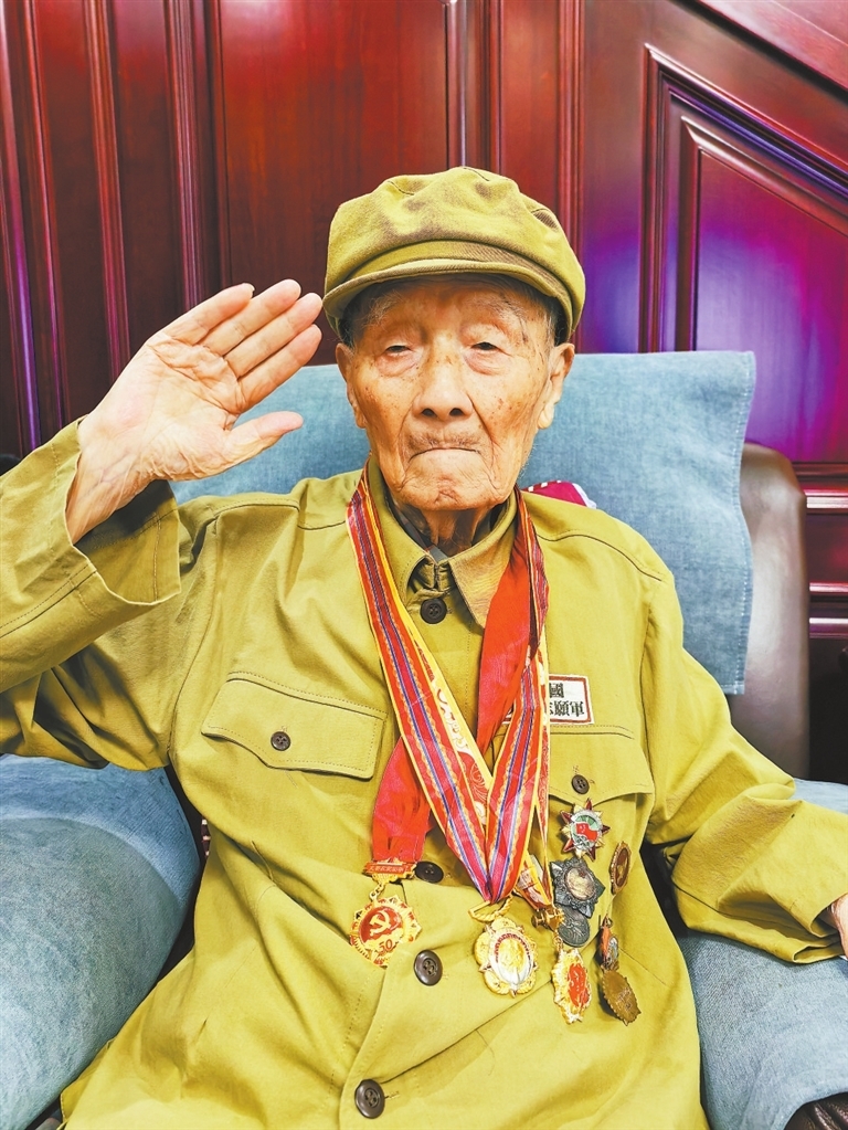 齊克新近照。
