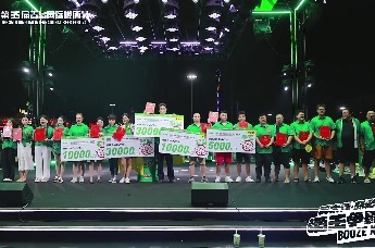 第35届青岛国际啤酒节“英太青·新必奇”酒王争霸赛圆满收官！任光超蝉联15届冠军🏆激情永不落幕🍻豪情永续新篇🍺#金沙滩啤酒城