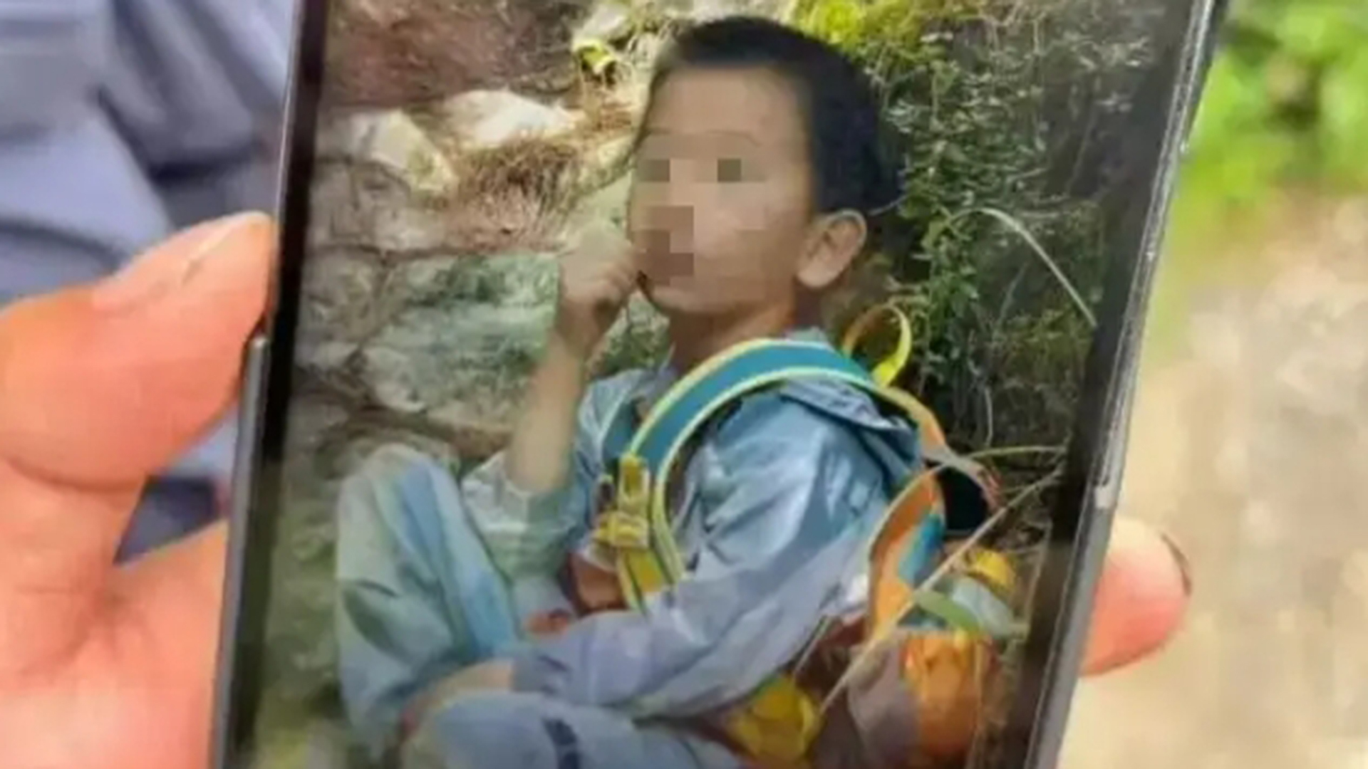 云南8岁男孩参加户外夏令营失踪已超3天，涉事机构：参与此次活动的共7人，“均为自闭症儿童”