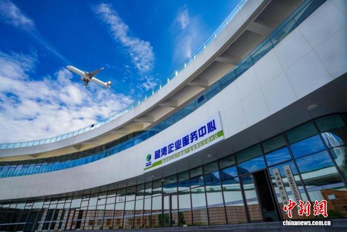 秦创原特色产业园区为临空经济发展聚势赋能。西咸新区空港新城供图