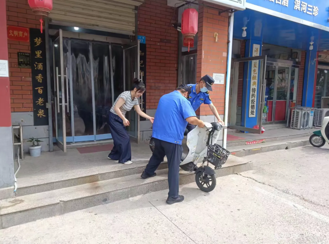 鶴壁市淇濱區：徒步巡查抓細節  精細化管理促提升