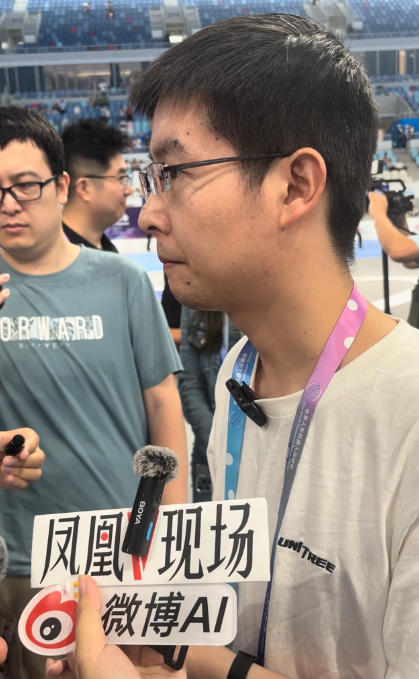 独家 | 直击机器人运动会首枚金牌 王兴兴:是春晚同款
