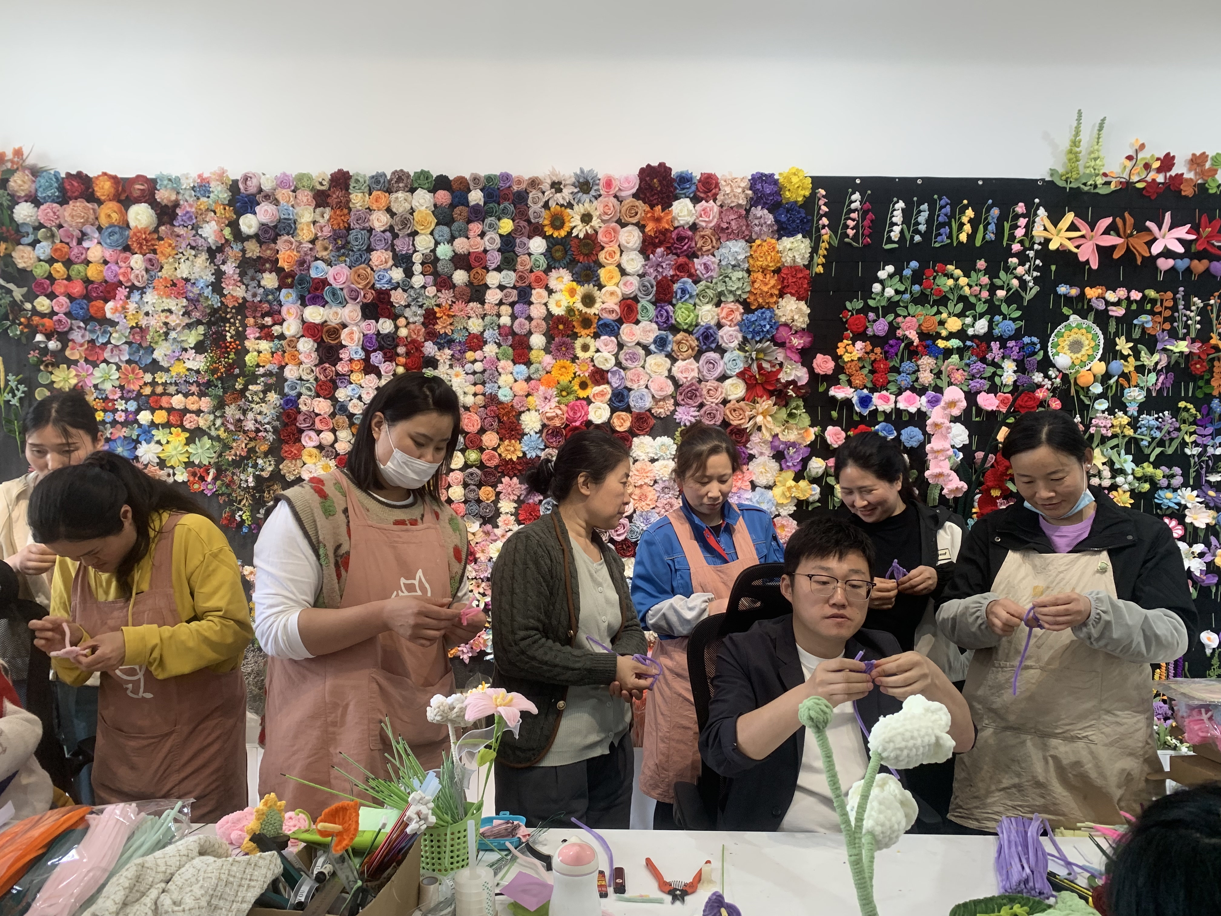 青岛乡里乡亲|王开、王文静夫妇：芊芊巧手钩织花艺蓝图，脉脉匠心书写乡村锦绣