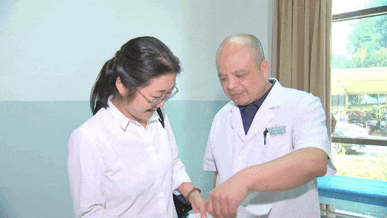 破解残疾人“出行难、办证难”！江西省残联集成服务送上门、掌上办