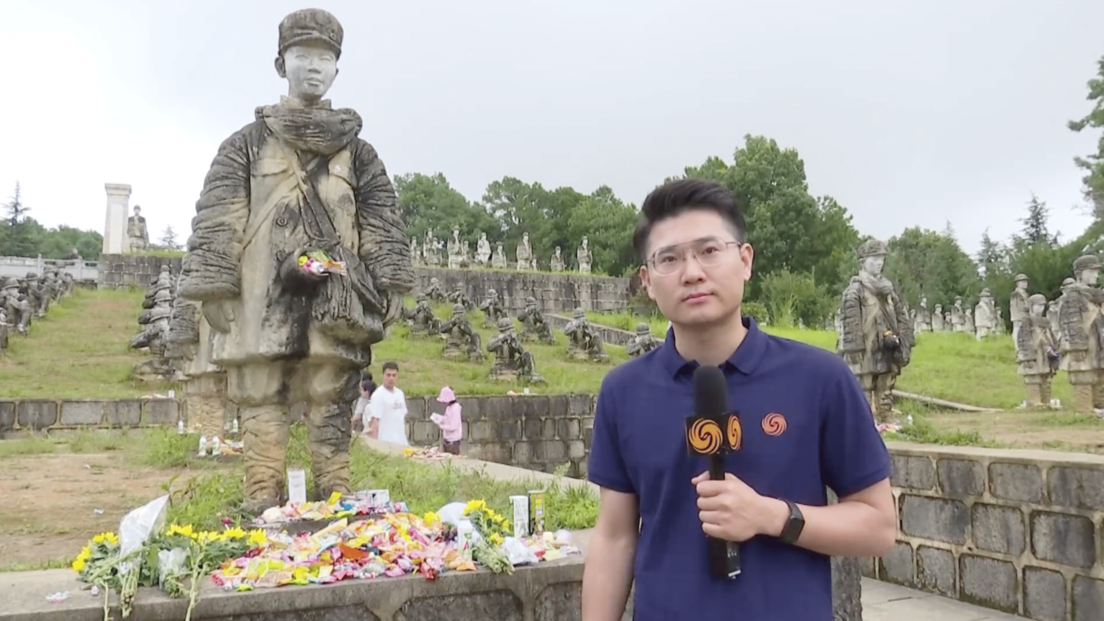 凤凰记者探访松山战役旧址“妇孺公路”承载着怎样沉痛的历史记忆？