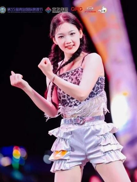 第35届青岛国际啤酒节“传祺向往杯・啤酒欢乐女神”全国总决赛在青岛西海岸新区金沙滩啤酒城圆满落幕！