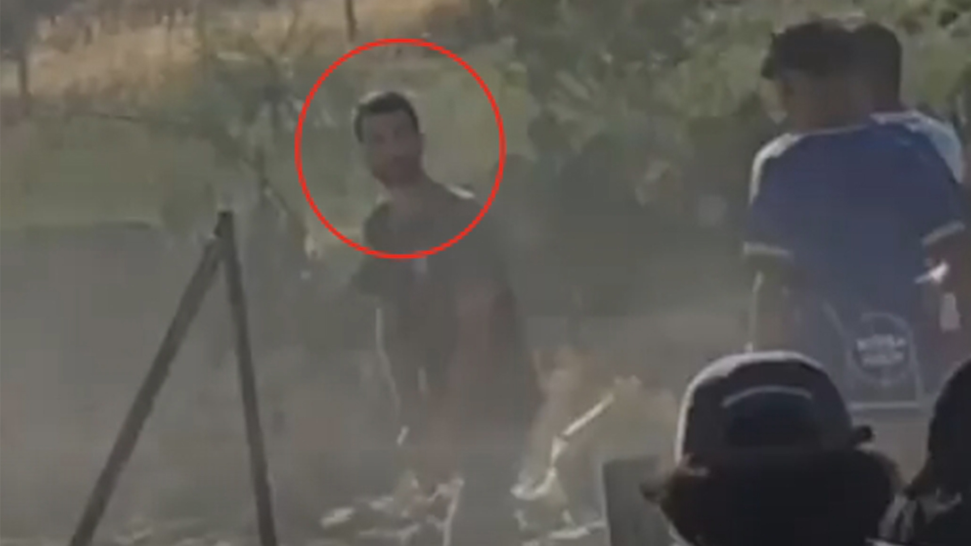 巴勒斯坦男子拍下自己被以色列定居者枪杀前最后画面，杀人者被抓后获释