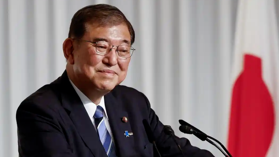 战后80年，石破茂打破常规，日舰私闯中国领海，六国反华联军抱团