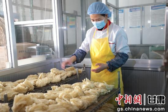 图为高台面筋 高台县委宣传部供图