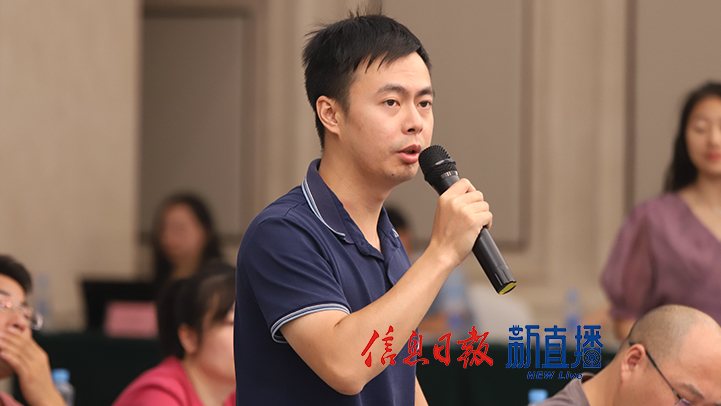 江西日報提問（文穎 攝）
