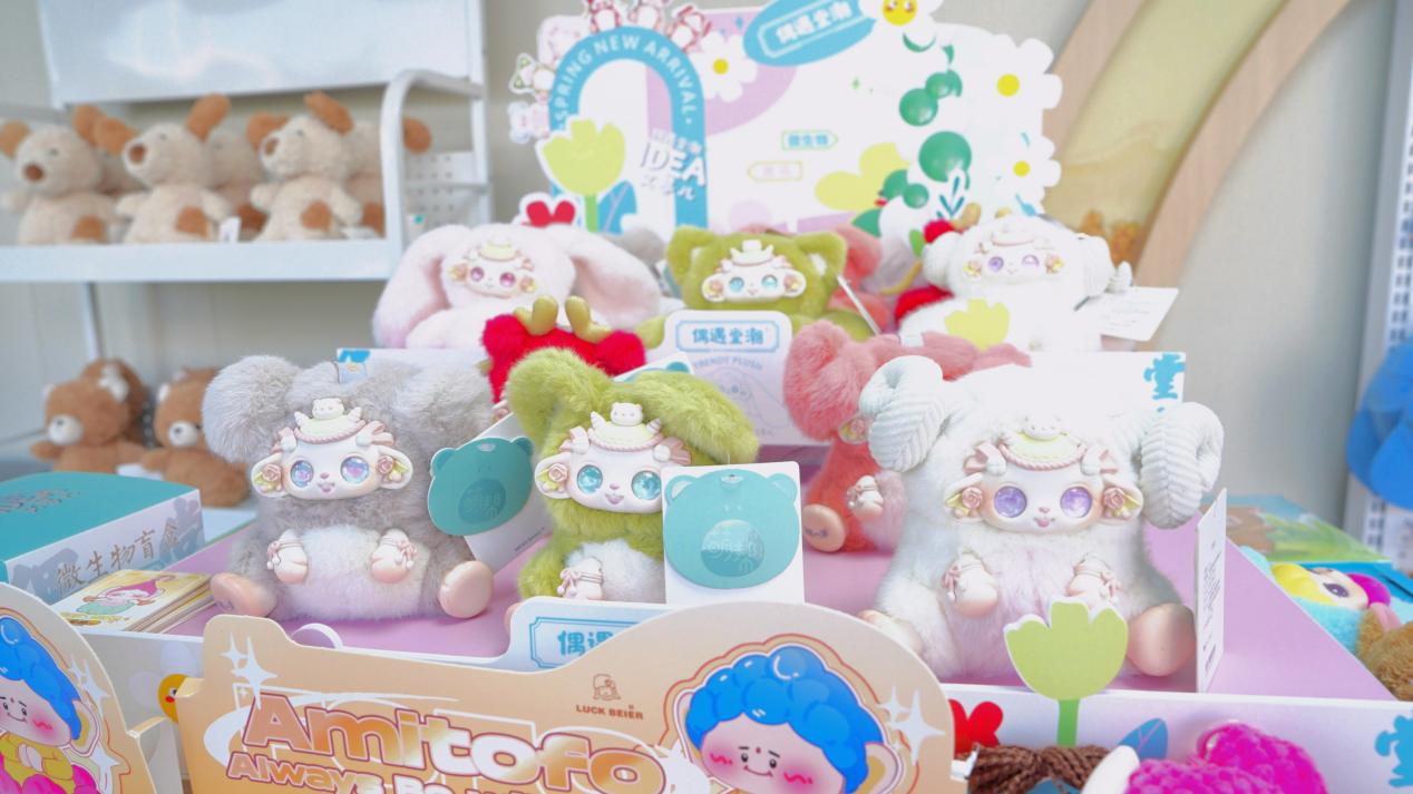 青岛国际啤酒节崂山会场的“限定”奇遇，豪伟达玩具的童趣跨界之旅