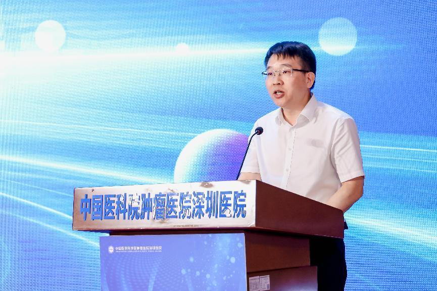 ▲深圳市卫生健康委副主任李创讲话