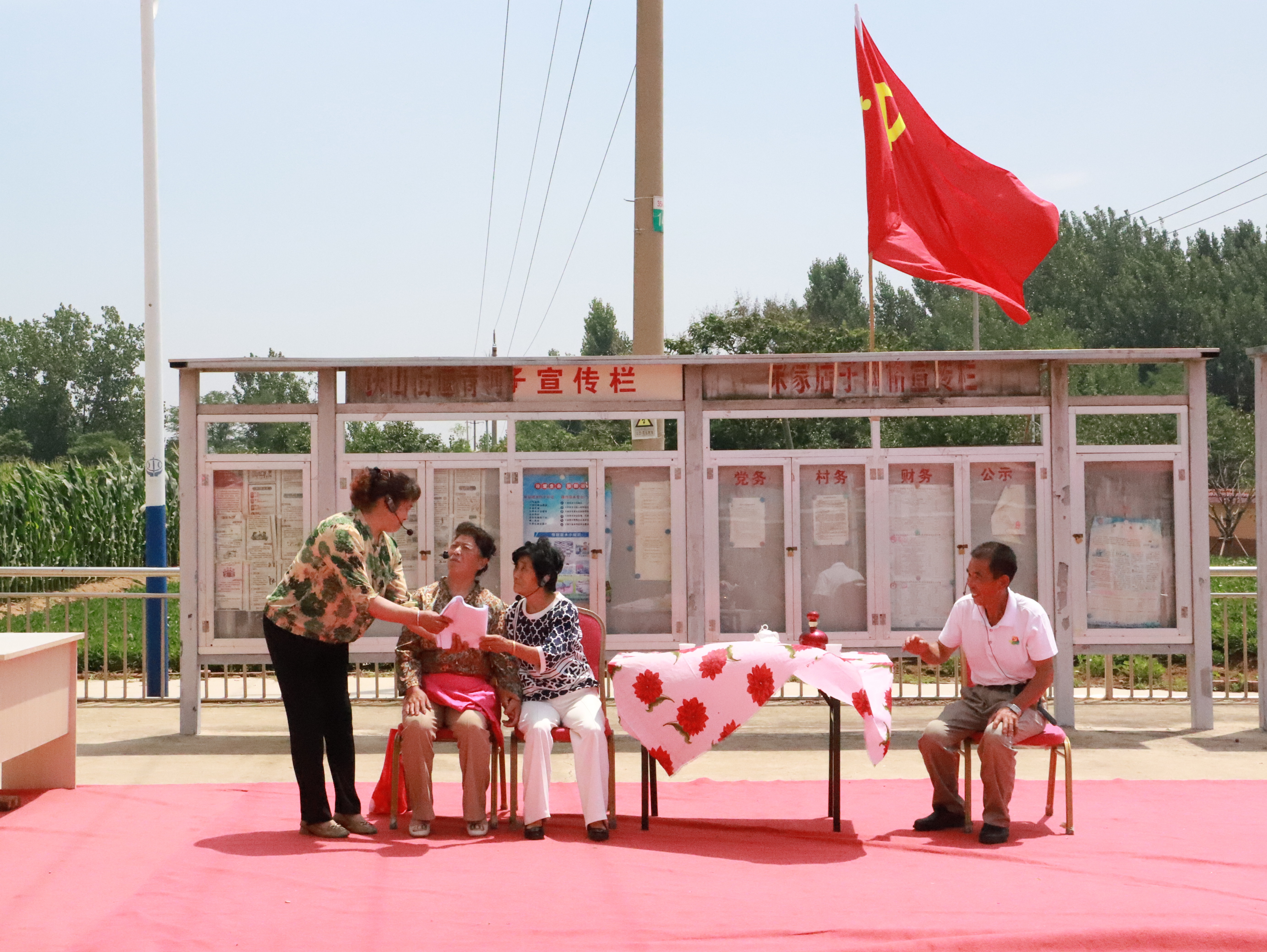 青岛乡里乡亲|铁山鹤祥队:鹤祥舞“春风” 绘就乡风文明新画卷