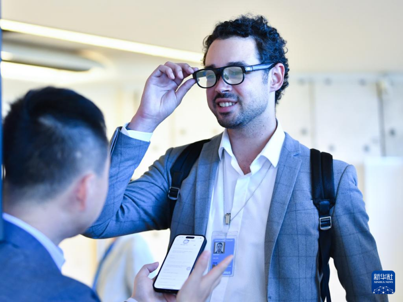 科技助残新实践！亮亮视野与如常集团山东公司携手于青岛举办AR字幕眼镜产品体验活动