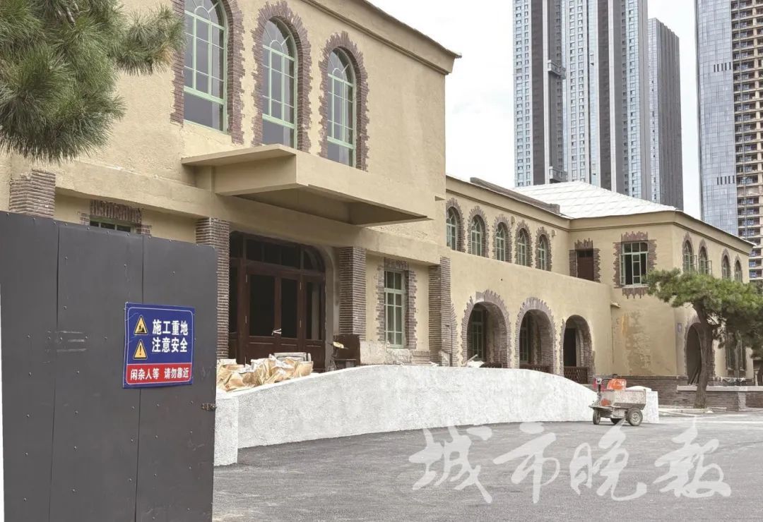 旧址粉刷一新 (8月11日摄)_副本.jpg