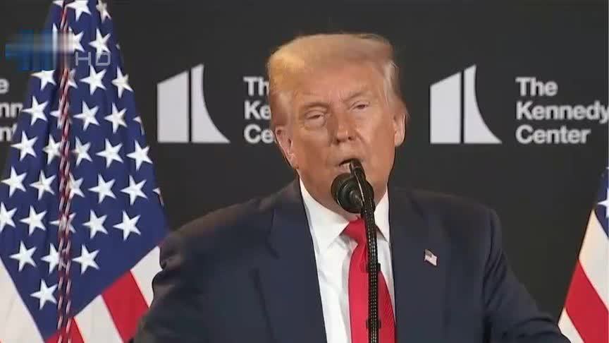 特朗普：若俄美峰会顺利立即举行俄乌会谈 如果他们愿意让我在场…