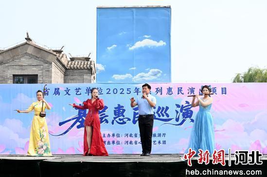 图为活动现场。 贾一凡 摄