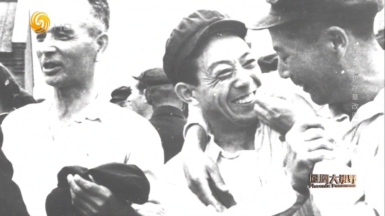 管理员分发免予起诉决定书，1000多名日本战犯换上新衣，分批踏上归国客船