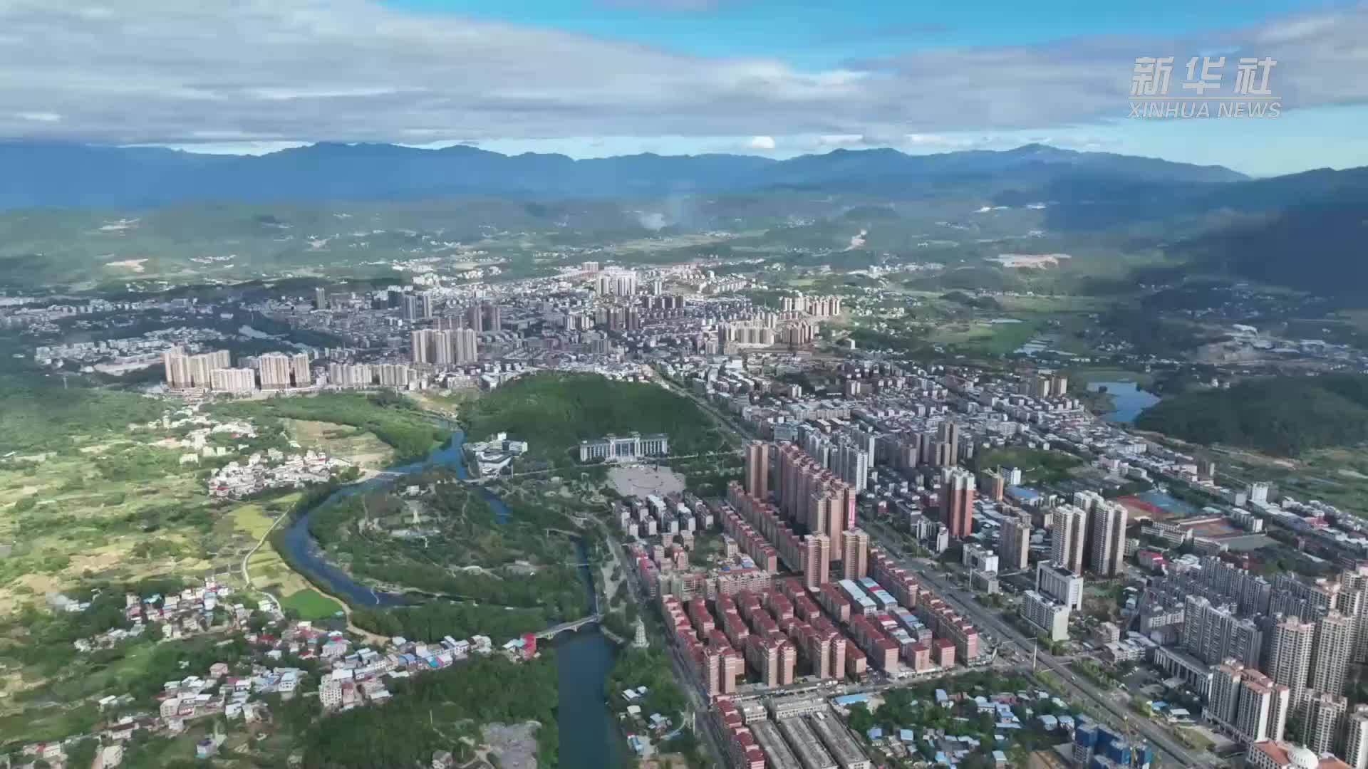 湖南东安：助餐点托起老人的幸福时光