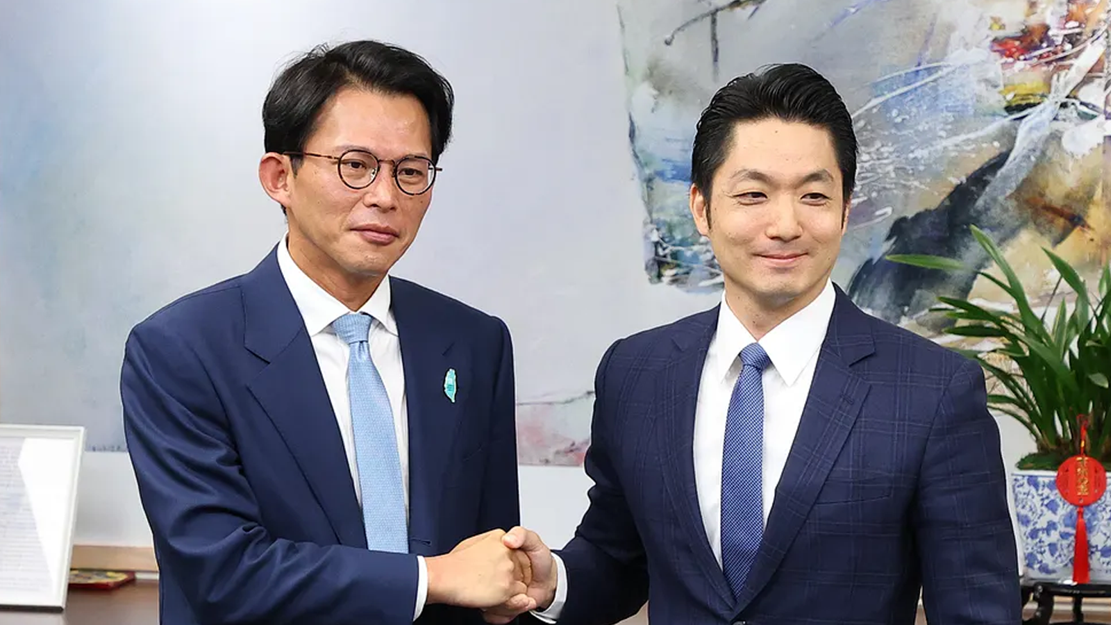 黄国昌表态选新北“对蓝释善意” 蓝白合2.0悄悄启动？