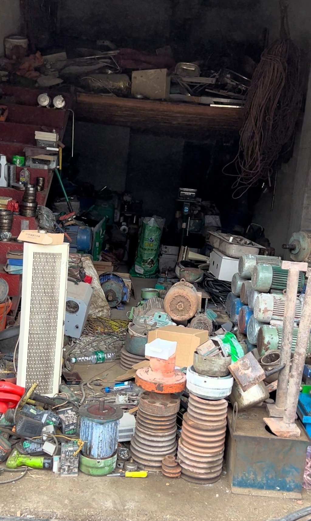 曾凡雄当年经营的废品收购店。