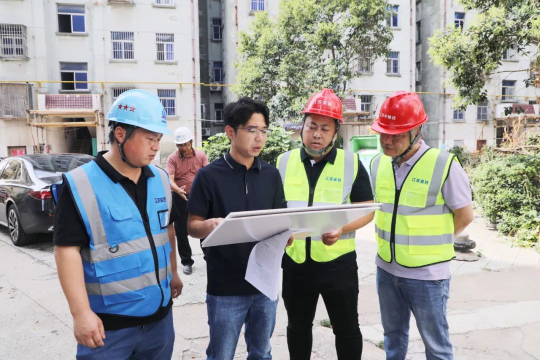 盐城市亭湖区老旧小区改造 以 “绣花功夫” 换居民舒心