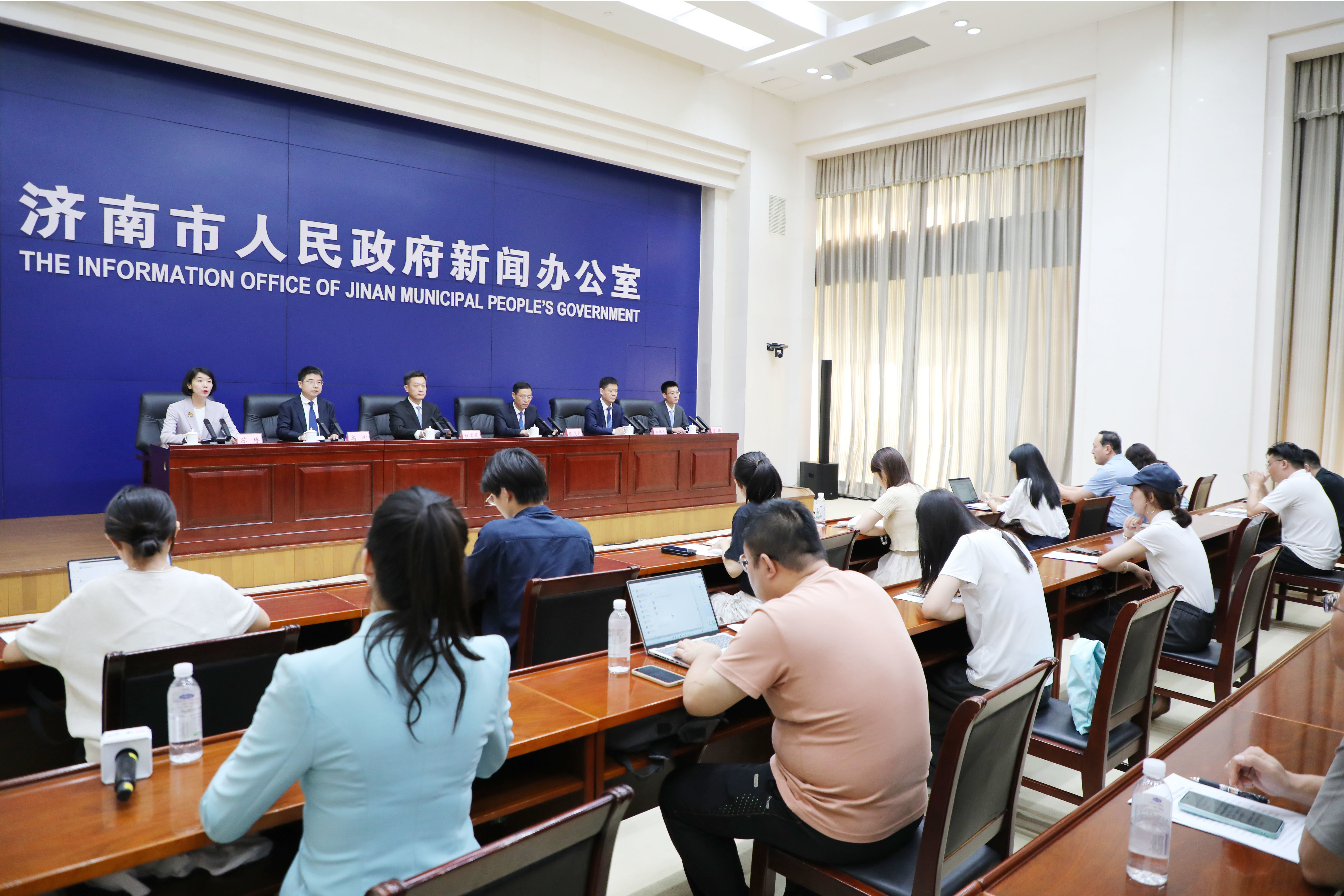 今年上半年，钢城区粉末冶金产业实现产值10.61亿元，同比增长20.8%