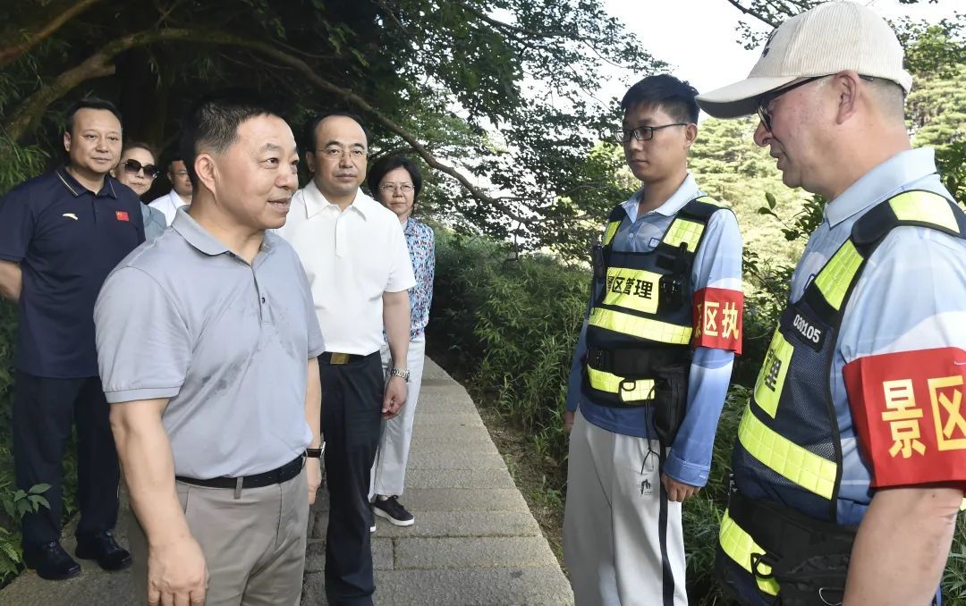 葉建春在上饒調研