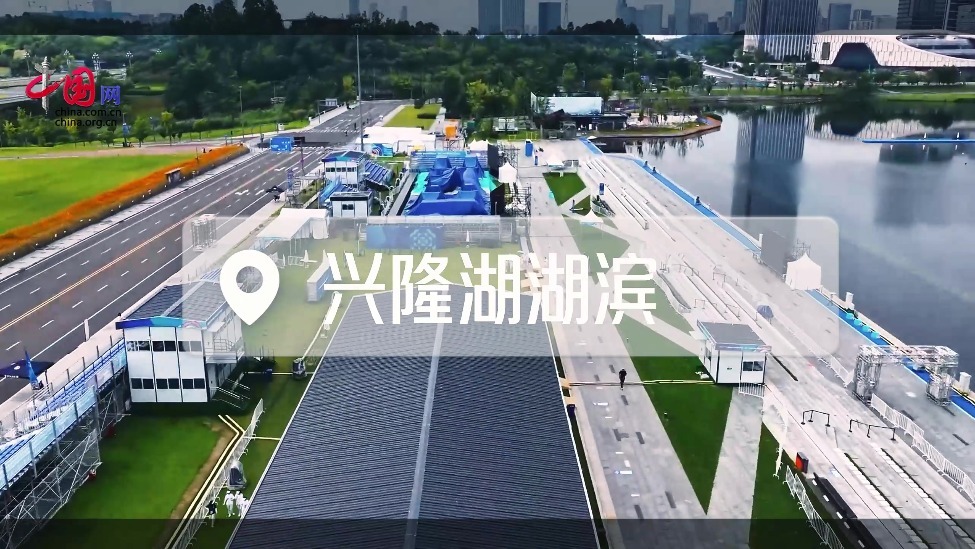 AI绘 | 世运会神仙赛场：人在水上飞，机在天上飙！