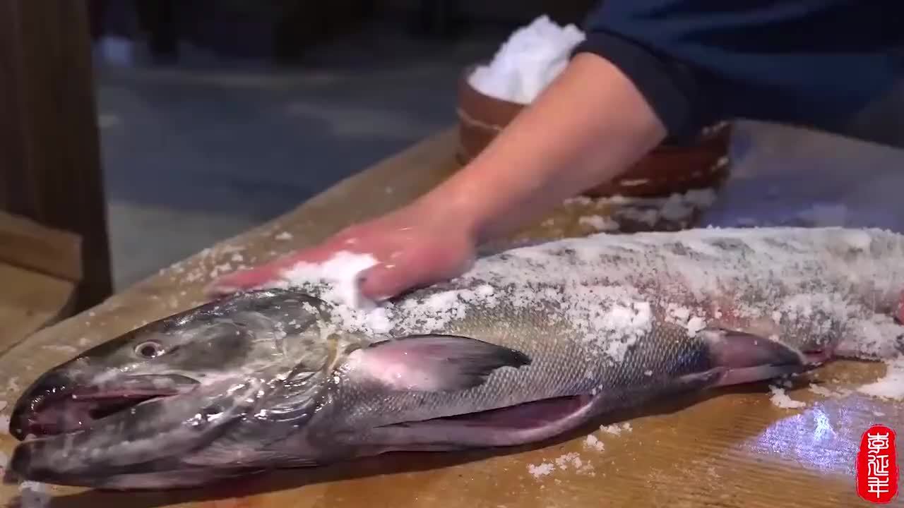 半腌三文鱼，日本传承1000年的特色美食，更鲜也更贵