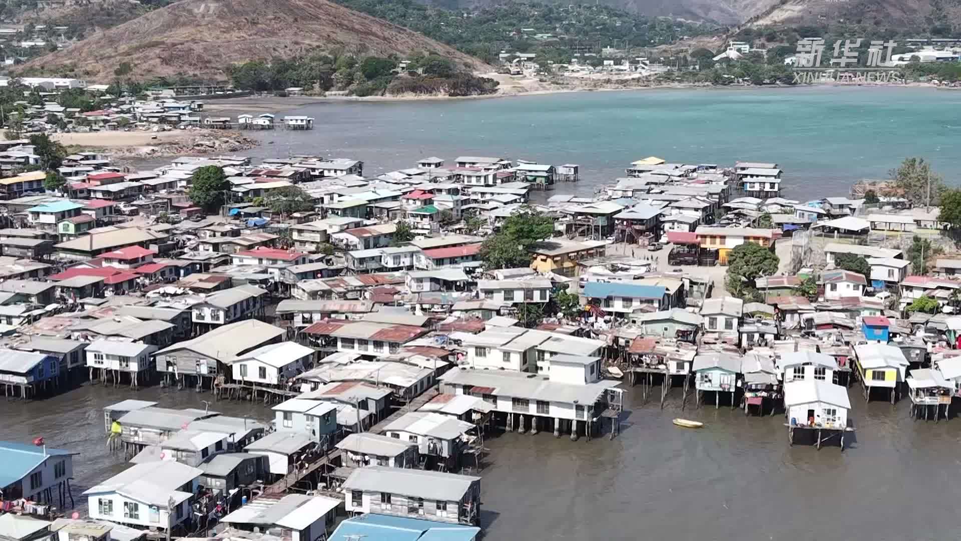 中国援巴新医疗队队长：在南太平洋书写中国医者担当