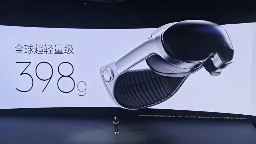 两年之后，Vision Pro终于迎来对手