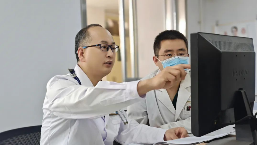 李志强:为区域无“痨”砥砺前行