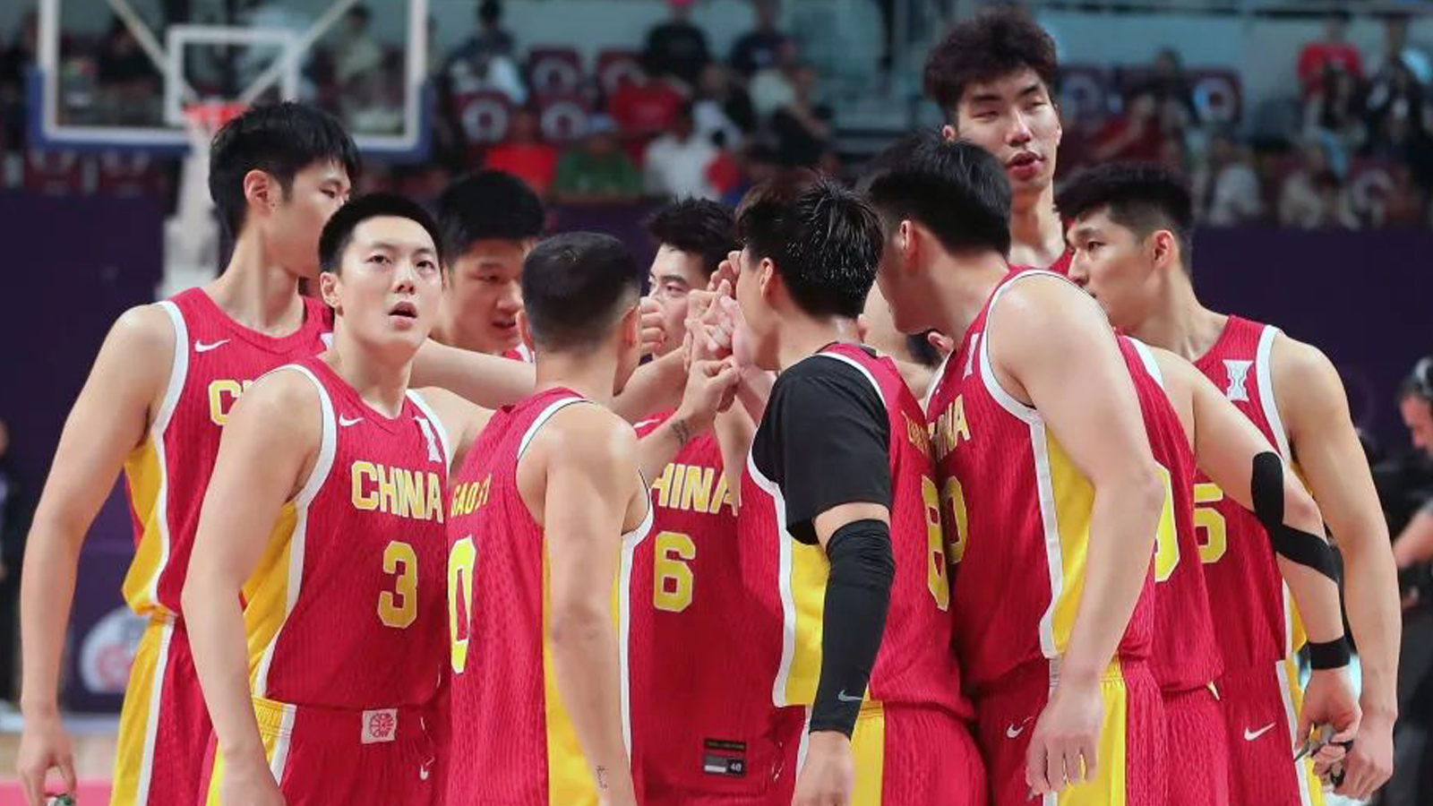 1分之差！中国男篮获亚洲杯亚军 创近10年最佳成绩