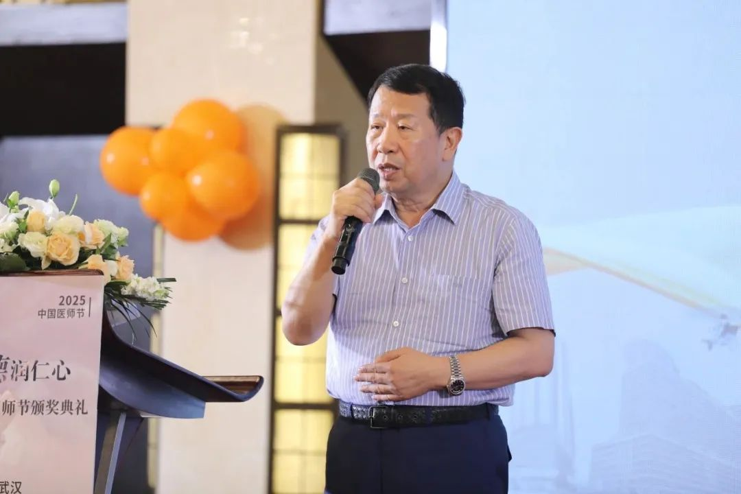 ▲谢俊明董事长致辞